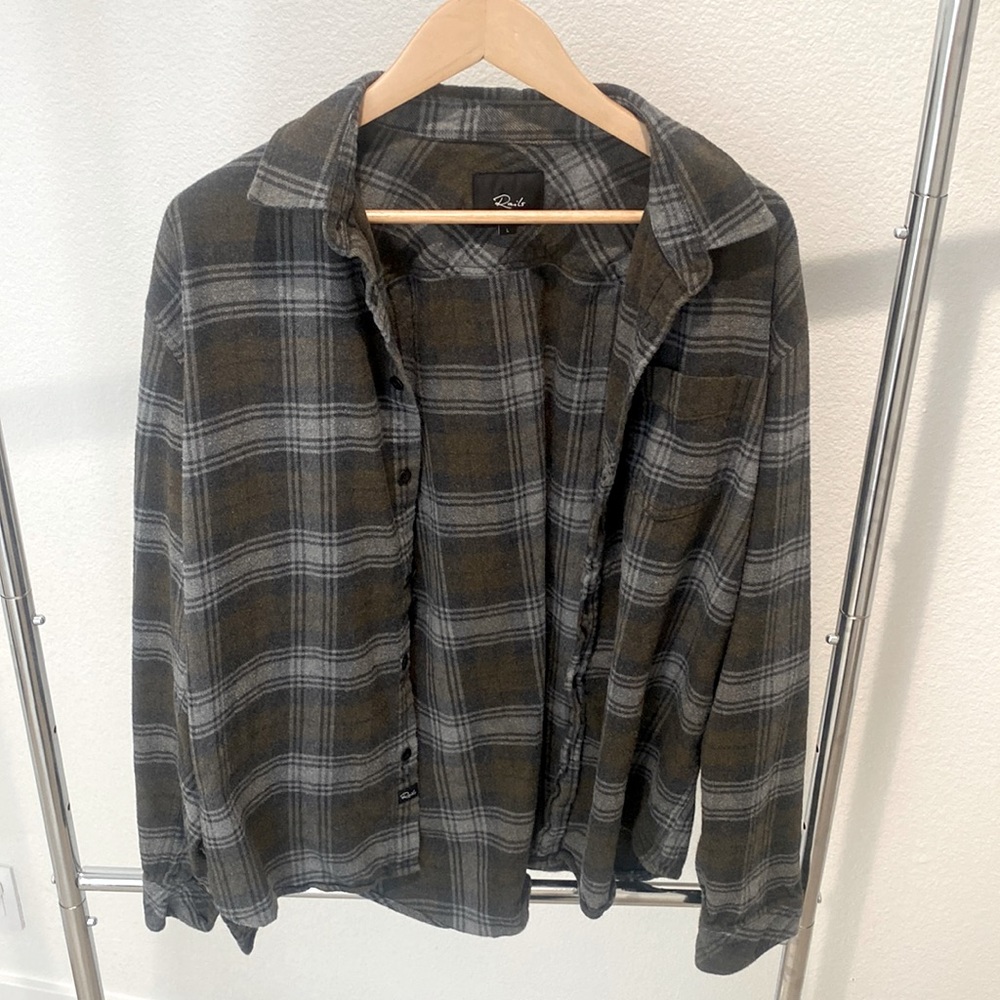 Rails male plaid flannel 100% cotton, size medium